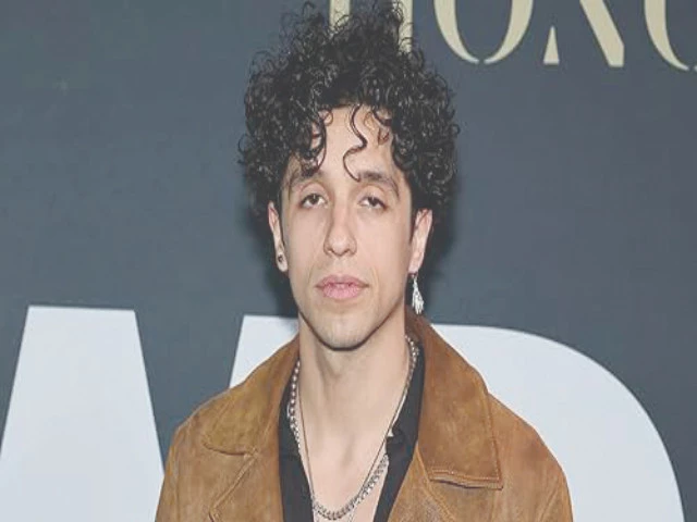 演员塞巴斯蒂安·查康的性侵案正式结案