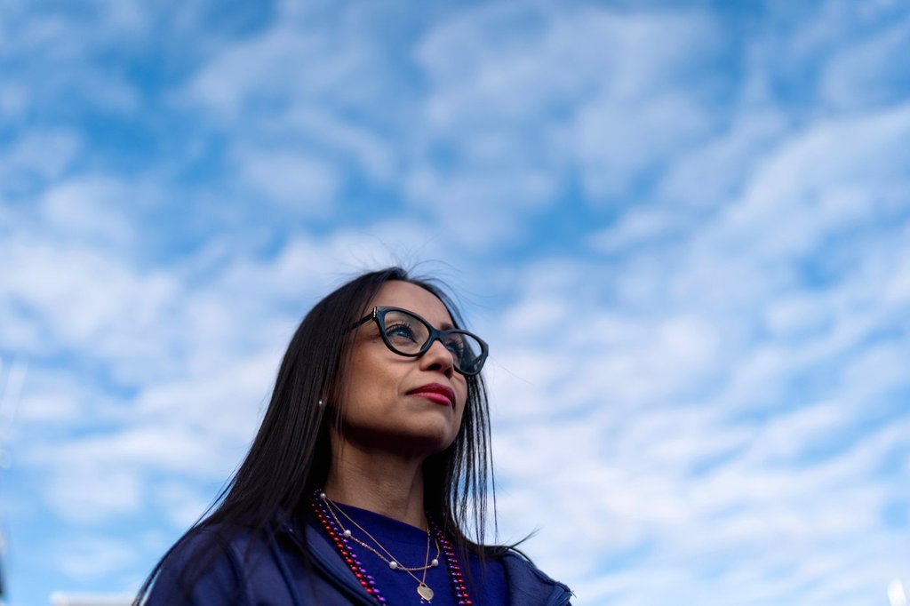 图片简介：一个女人的狼疮之旅，1000张脸的疾病