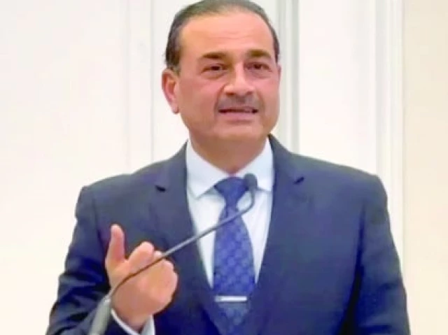 COAS强调现代警务，公众信任