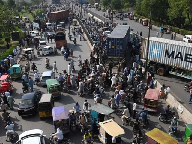 6人因封锁GT路被围捕