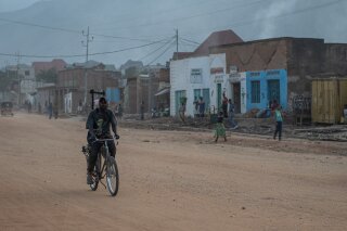 军队和居民称，在M23叛军撤离后，刚果士兵重新进入东部重要城市