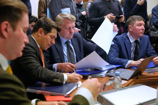 草料发布:六叔公今晚生肖预测_俄罗斯法院考虑中央银行就扣押资产向欧洲清算银行提起2320亿美元的诉讼