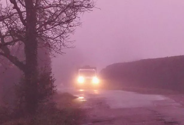 英国气象局对18个地区发布11小时天气预警