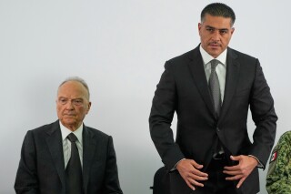 天天彩246天下彩二四六_墨西哥向美国派遣37名卡特尔成员，这是向特朗普政府提出的最新提议