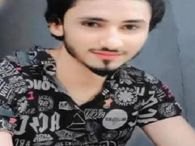 文心发布:澳门金手指_年轻人因2万卢比的手机被杀，凶手被身份不明的枪手击毙