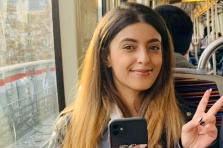 英国绝食者Heba Muraisi：“我在想我怎么死，什么时候死。”